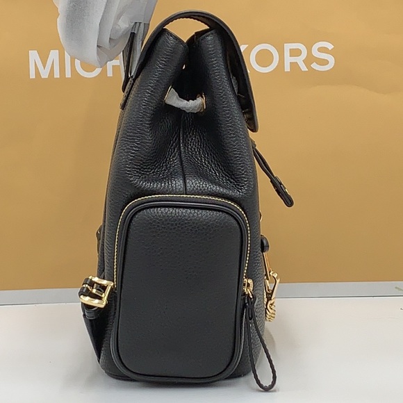 MICHAEL KORS
Jet Set Medium CHAIN Pebbled Leather
Backpack BLACK COLOR - Picture 4 of 15